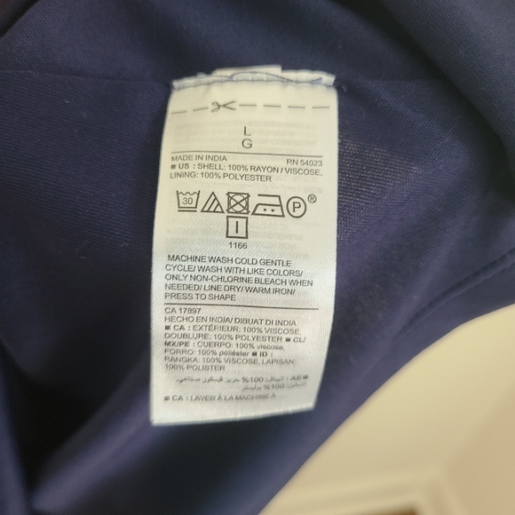 ⭐️40% Off⭐️ Old Navy Cold Ruffle Shoulder Navy & Floral Dress - Picture 14 of 15